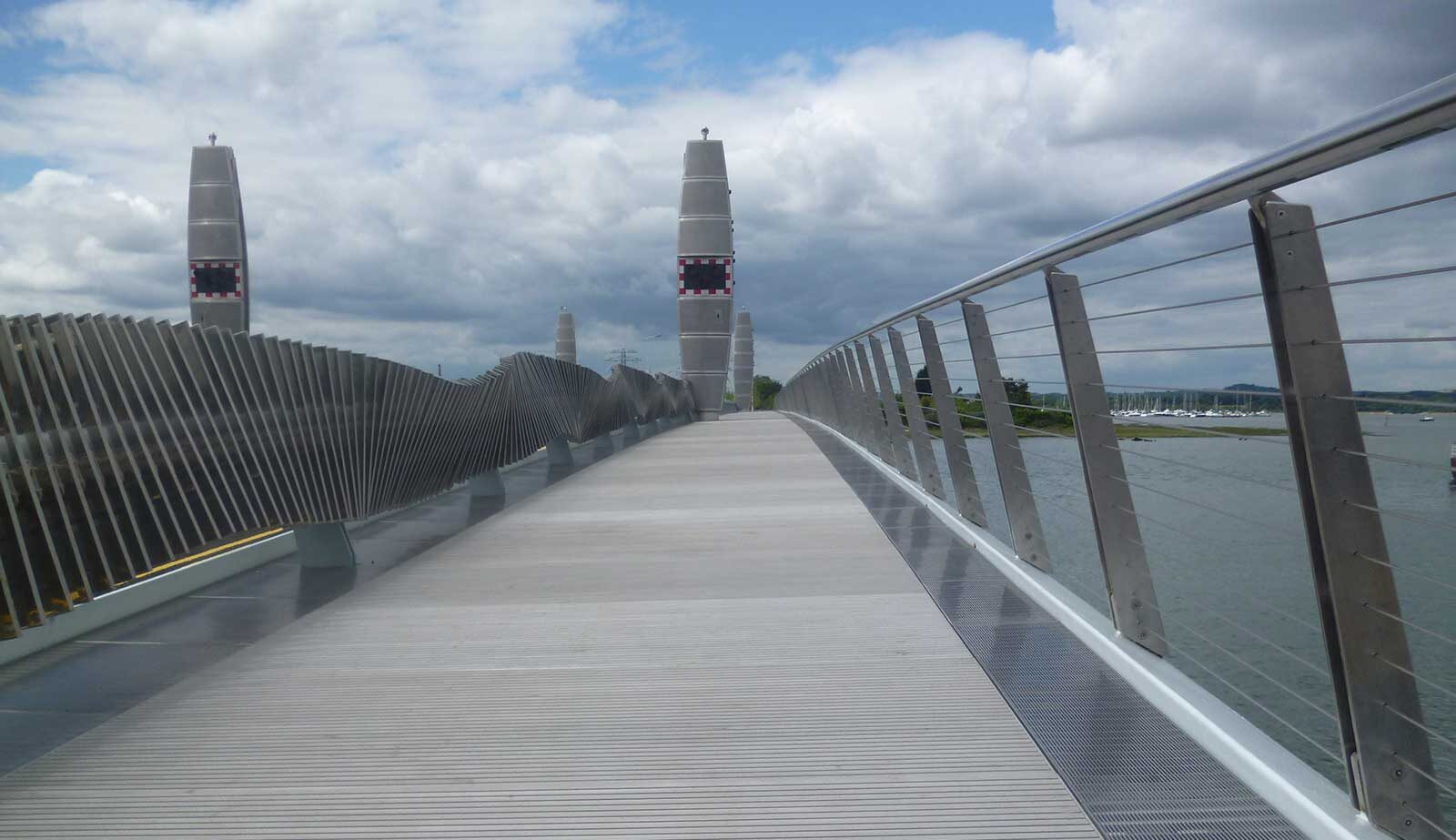twin_sails_bridge_00004 Stainless Steel Balustrade project