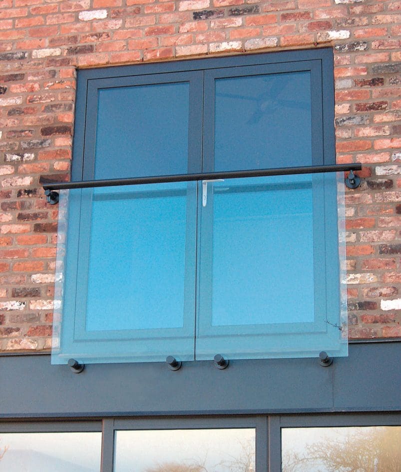 Juliet 012 PR 15-2-07 edit Stainless Steel Balustrade project