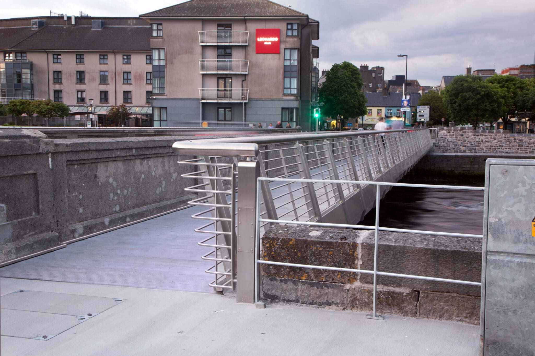 Wolfe Tone Bridge