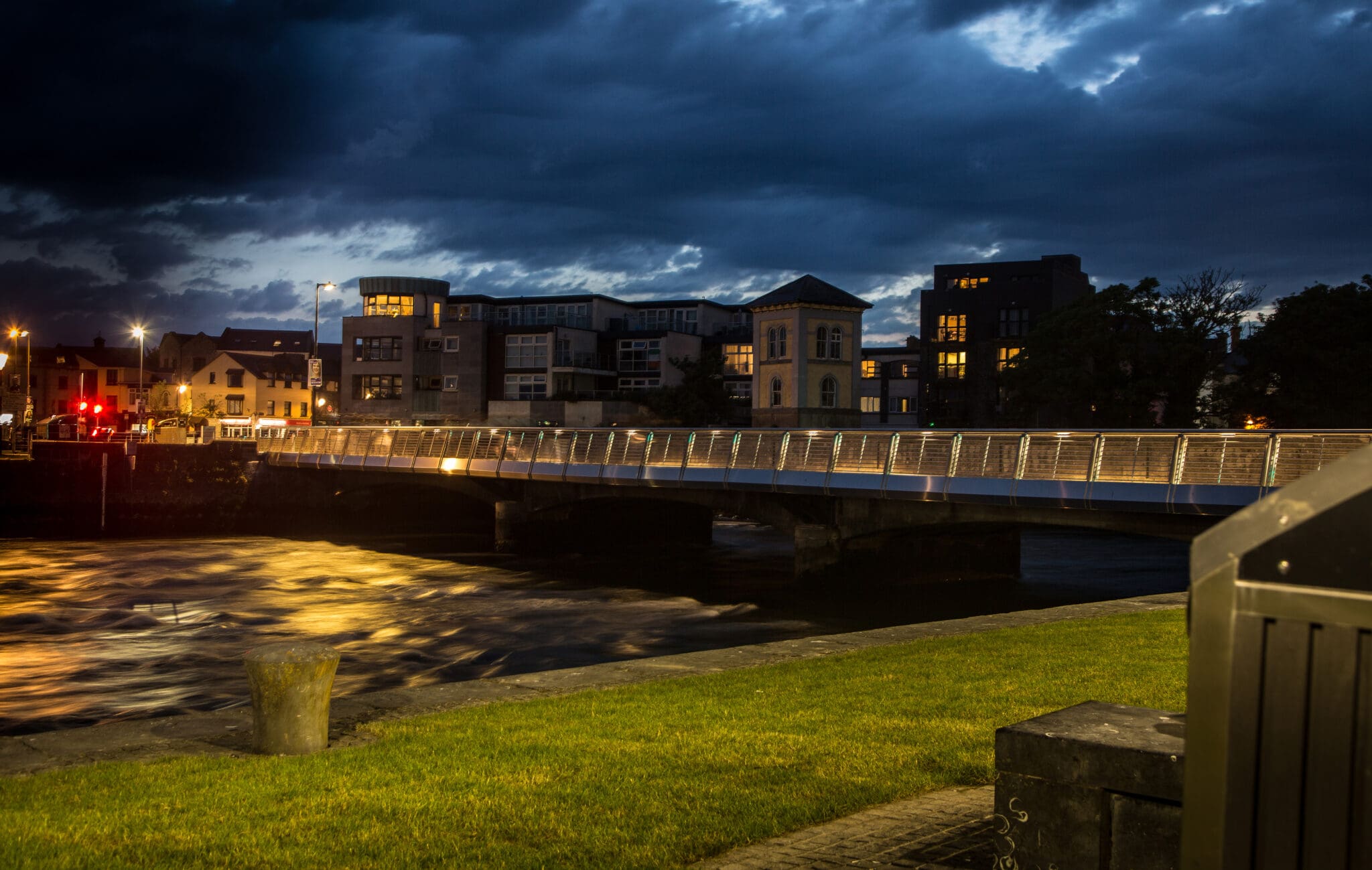 Wolfe Tone Bridge